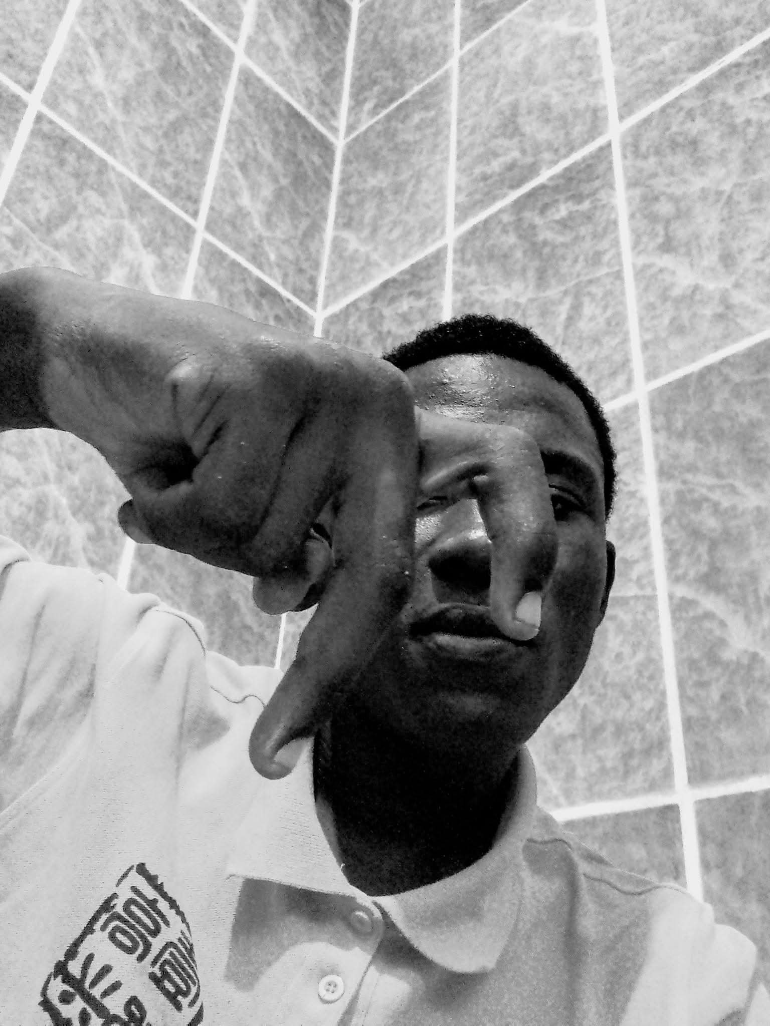 Fotso Idris - Graphic Designer